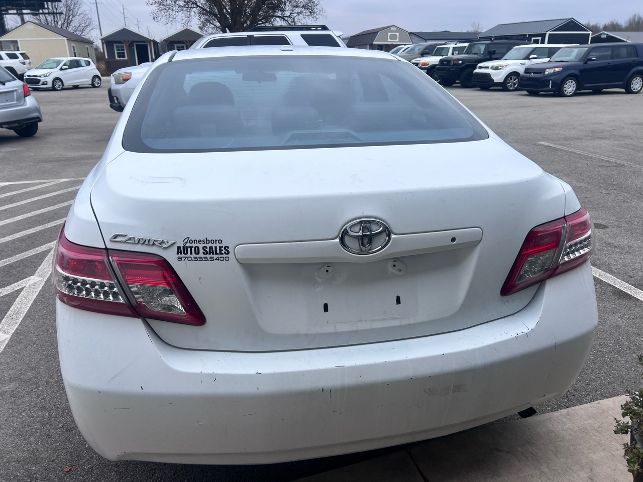 Toyota Camry Base 6-Spd AT 2011