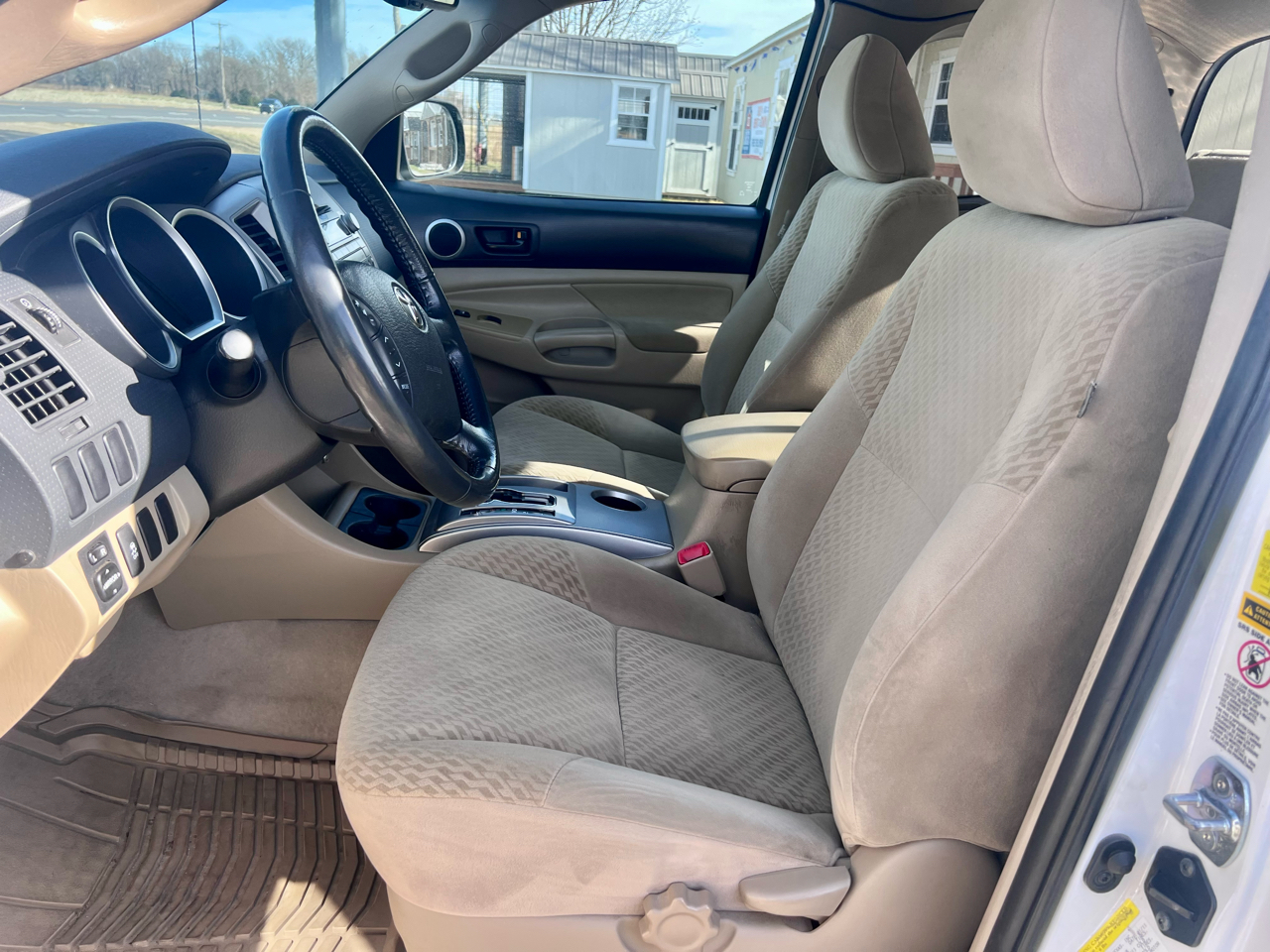 Toyota Tacoma Access Cab 2WD 2011