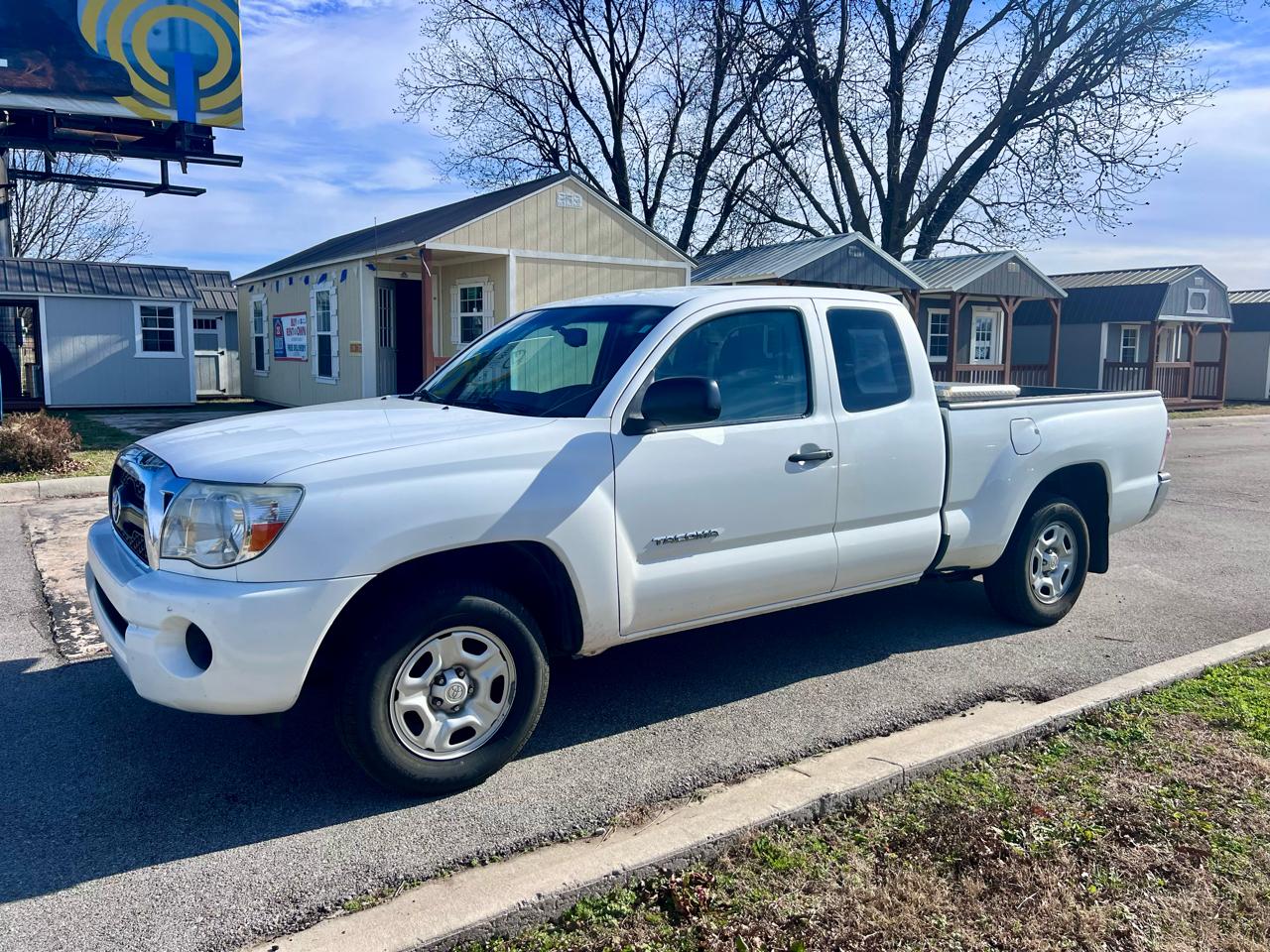 Toyota Tacoma Access Cab 2WD 2011