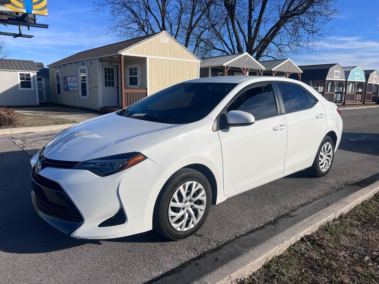 Toyota Corolla L CVT 2018