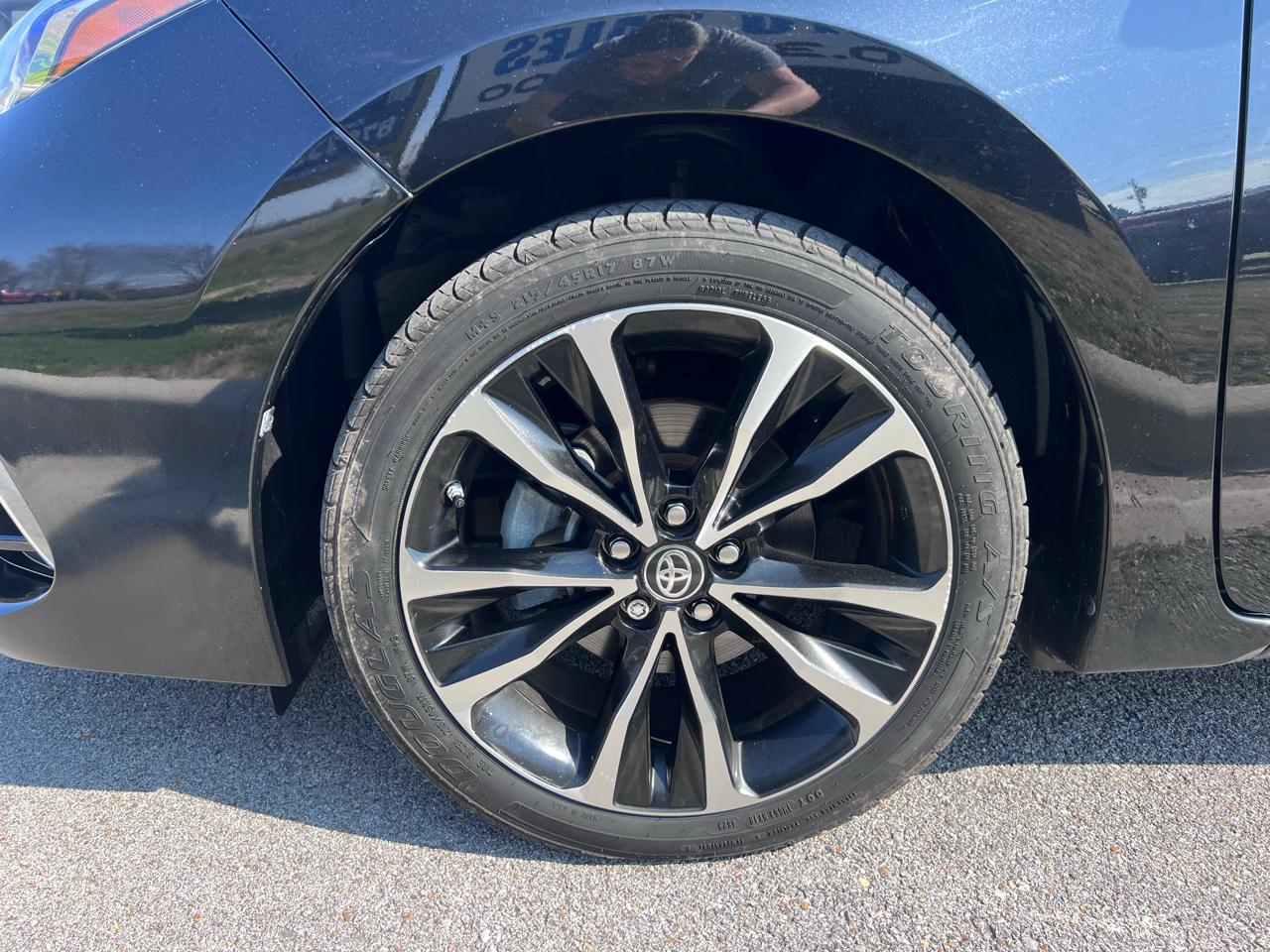 Toyota Corolla XSE CVT 2019