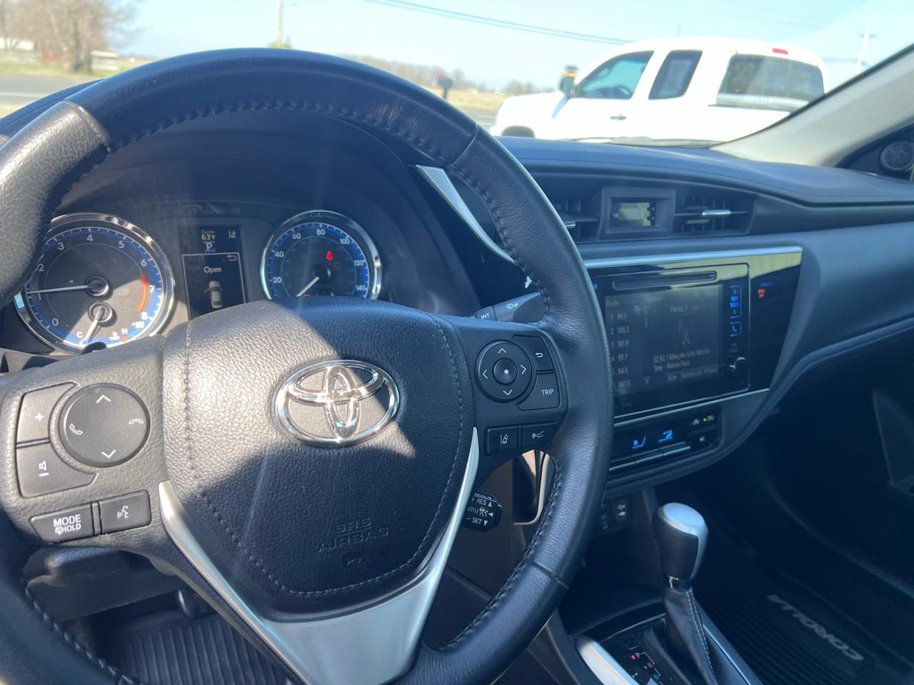 Toyota Corolla XSE CVT 2019