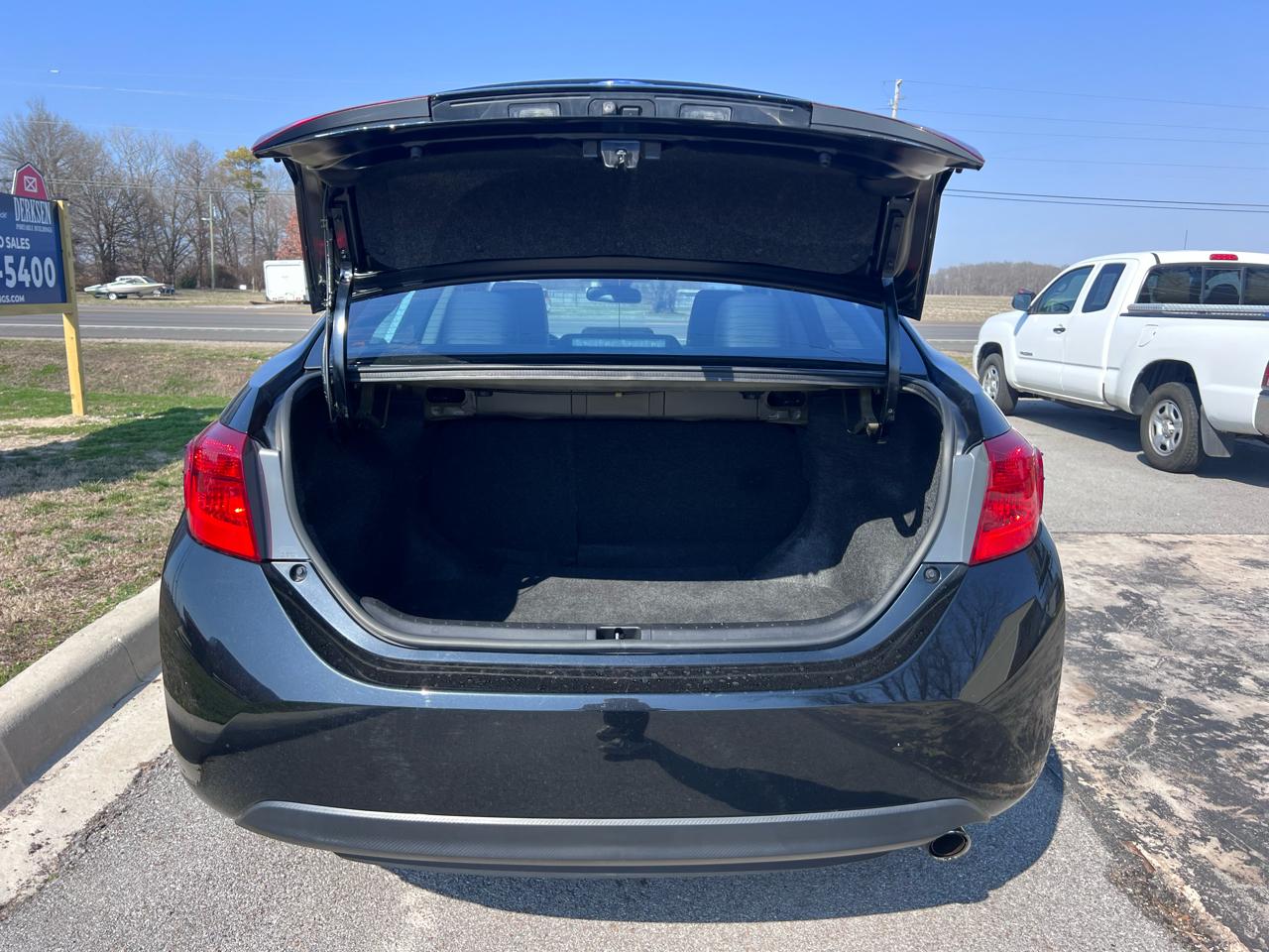 Toyota Corolla XSE CVT 2019