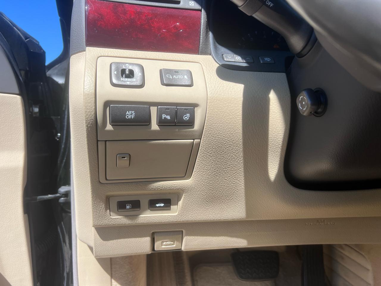 Lexus LS 460 L Luxury Sedan 2007