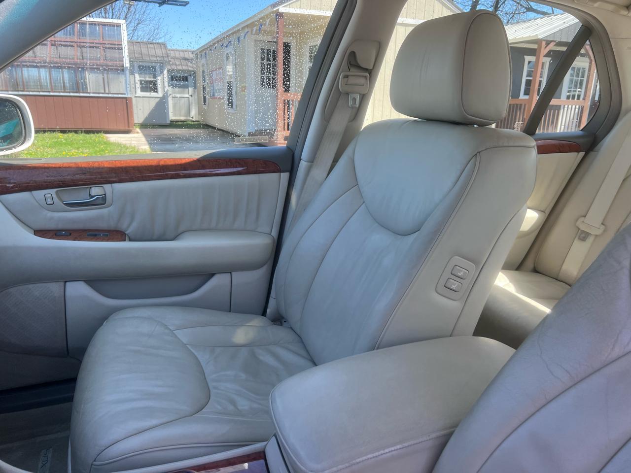 Lexus LS 430 Sedan 2002