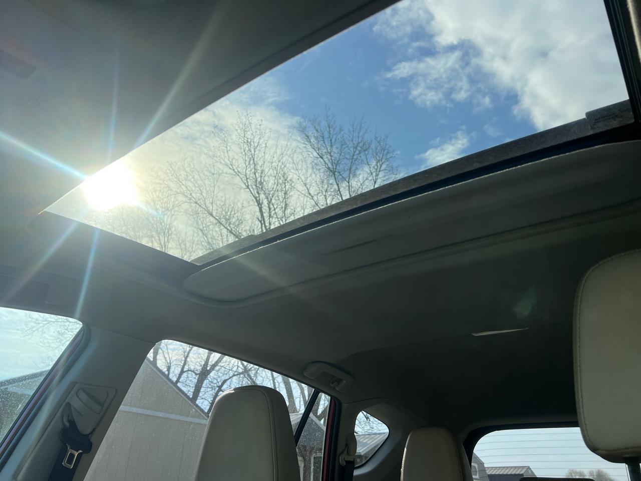 Toyota RAV4 Limited FWD 2015