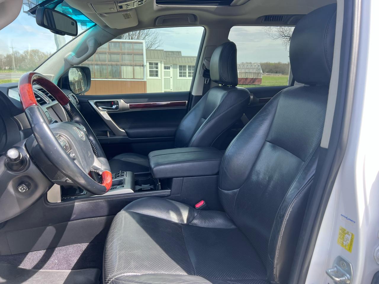 Lexus GX 460 Sport Utility 2010