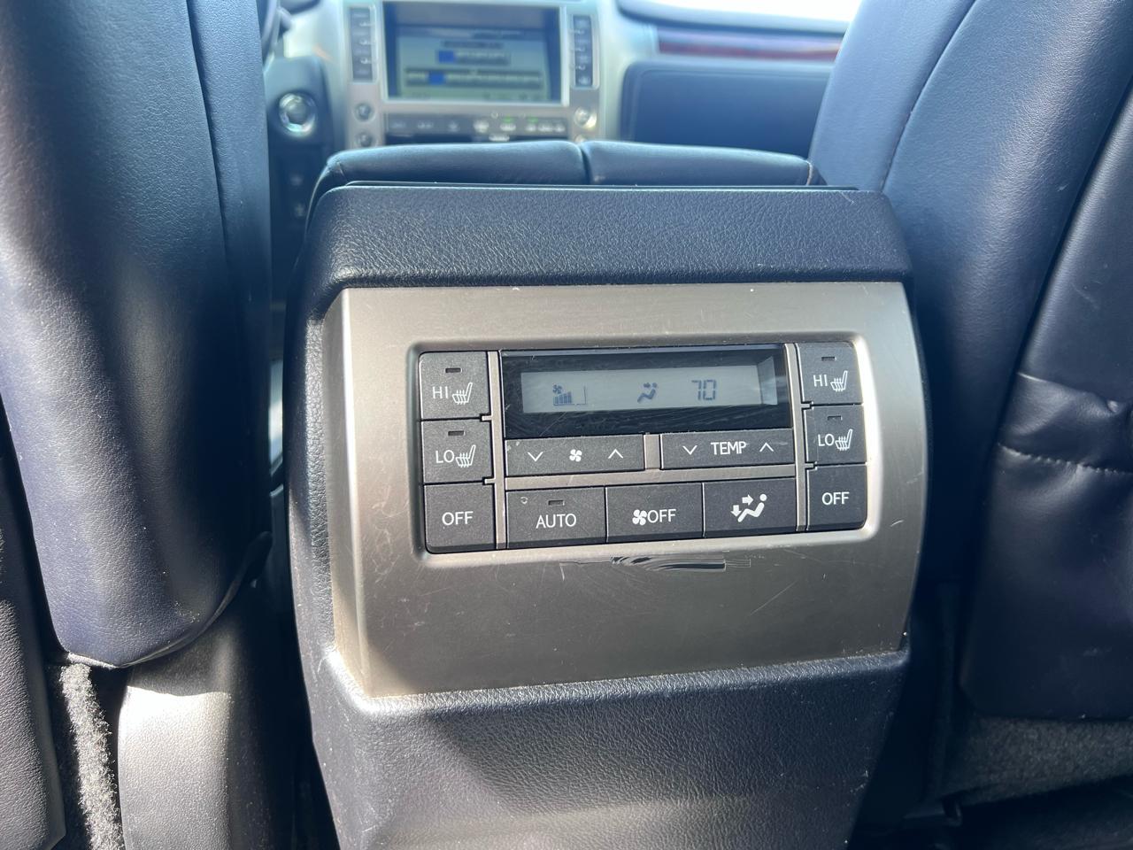 Lexus GX 460 Sport Utility 2010