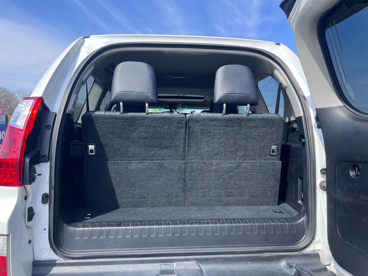 Lexus GX 460 Sport Utility 2010