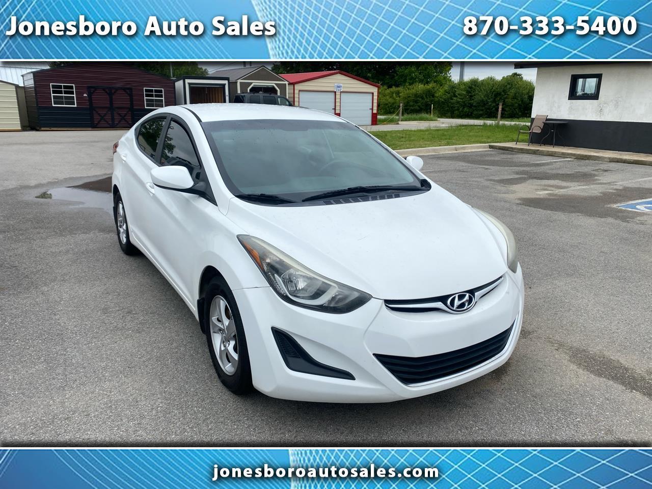 Hyundai Elantra SE 6AT 2015