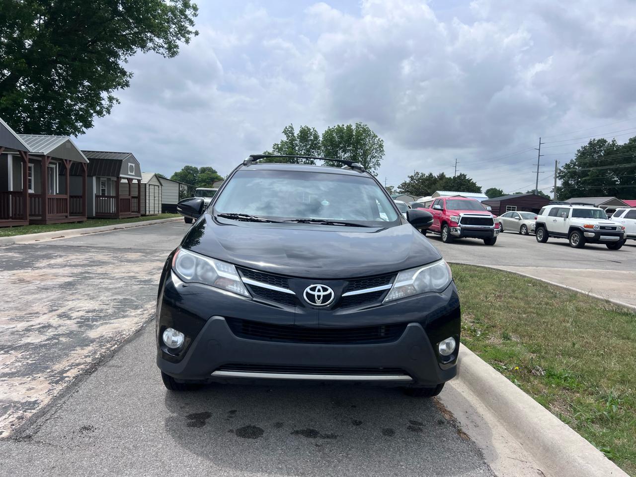 Toyota RAV4 XLE FWD 2013