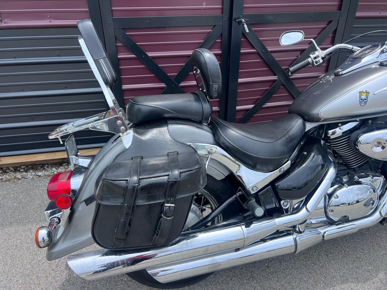 Suzuki VL800  2002