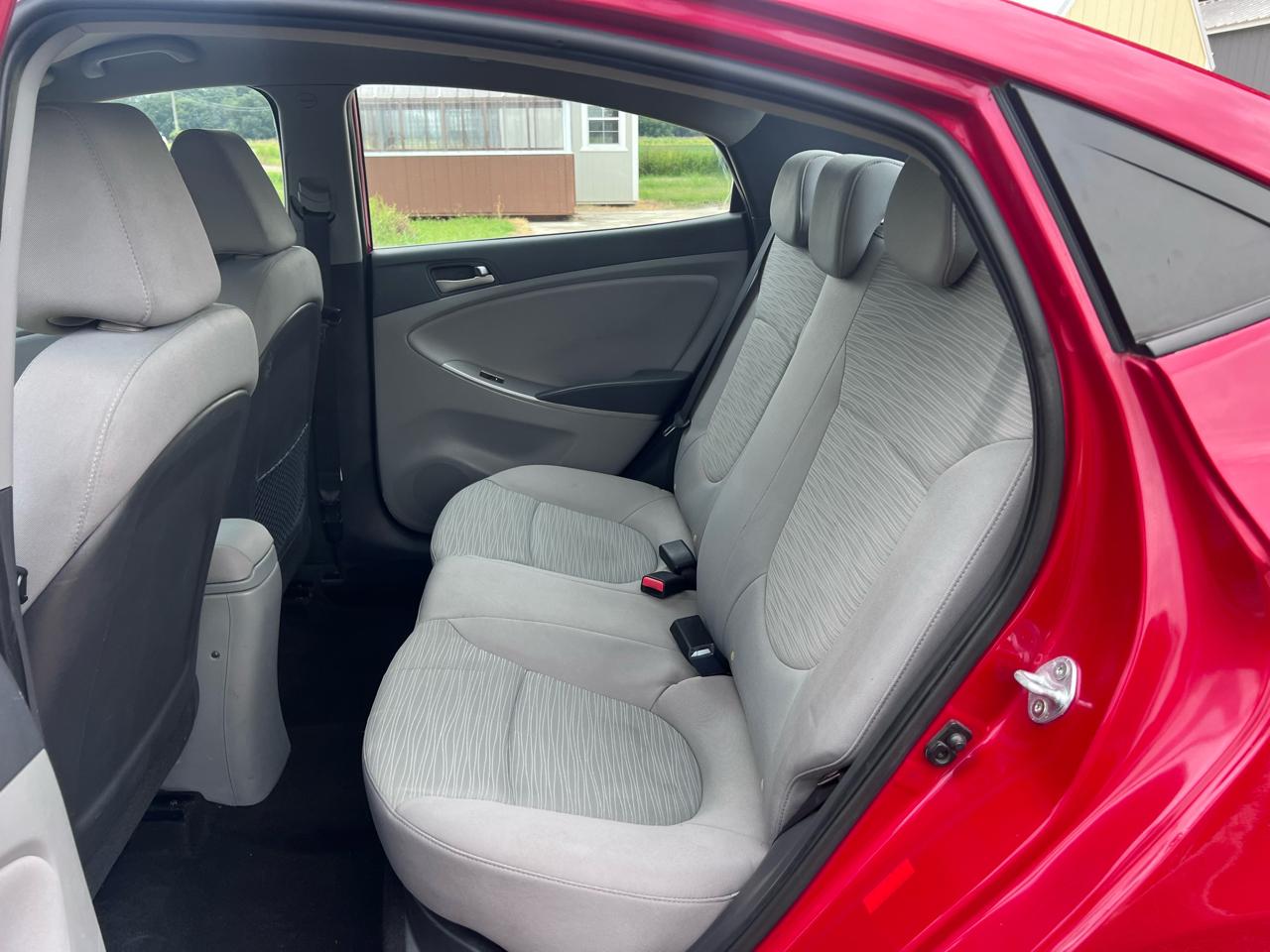 Hyundai Accent SE 4-Door 6A 2016