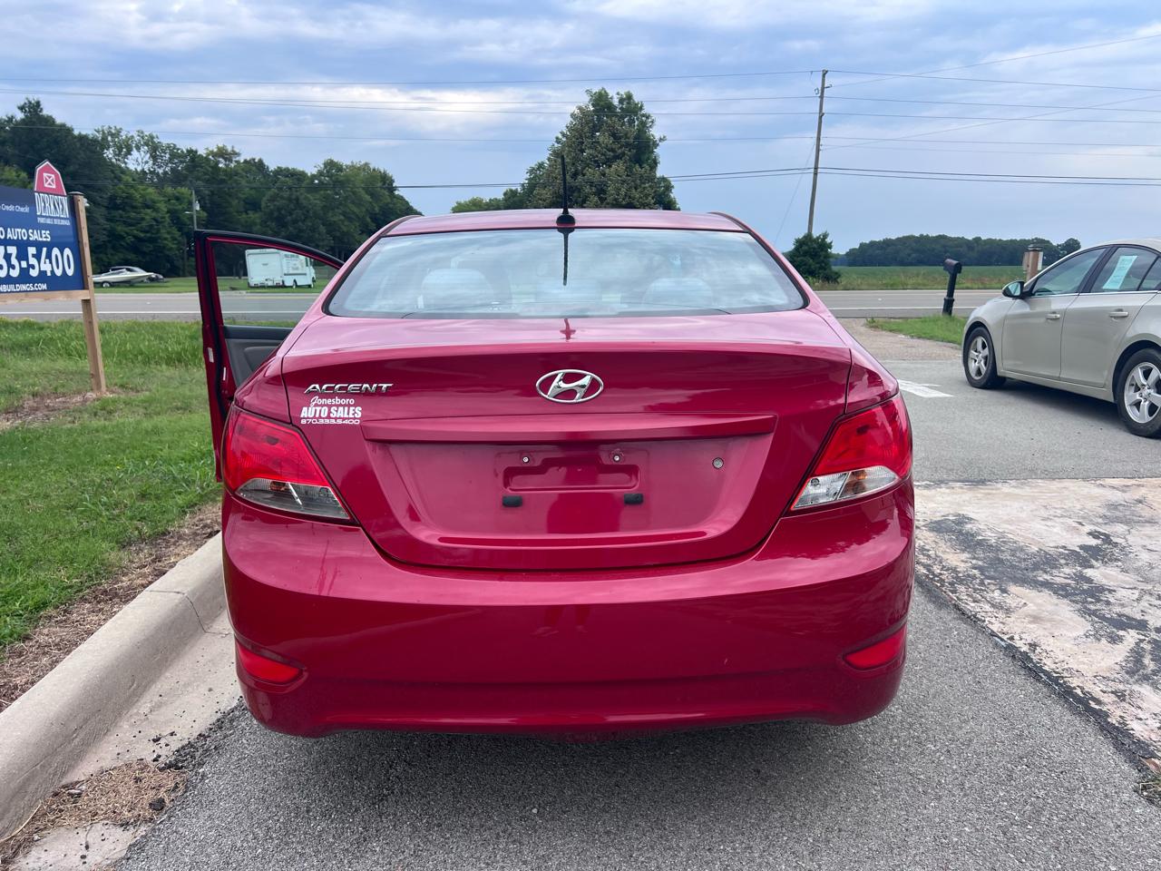 Hyundai Accent SE 4-Door 6A 2016
