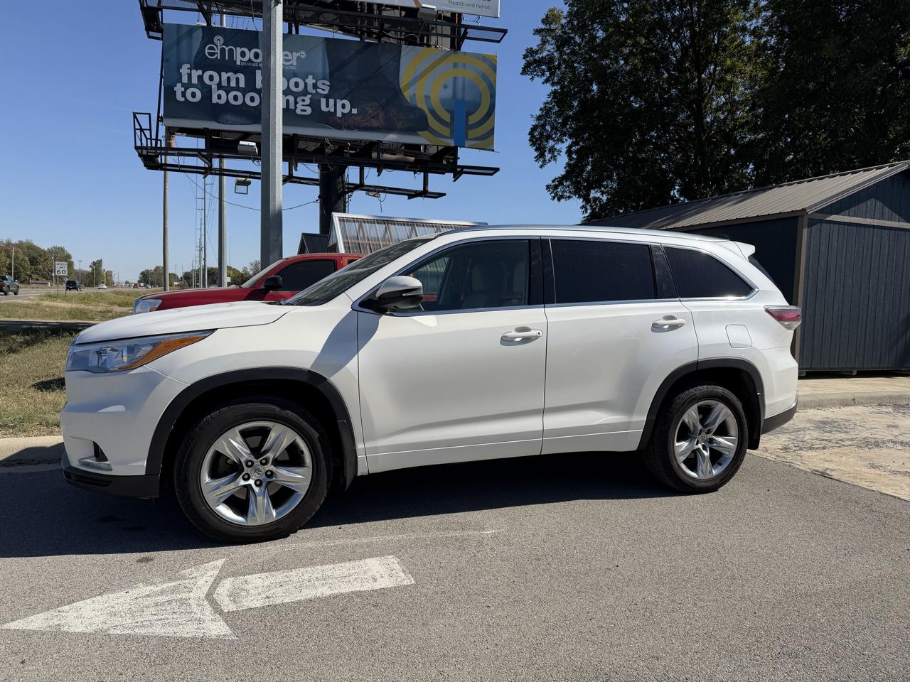 Toyota Highlander Limited FWD V6 2015