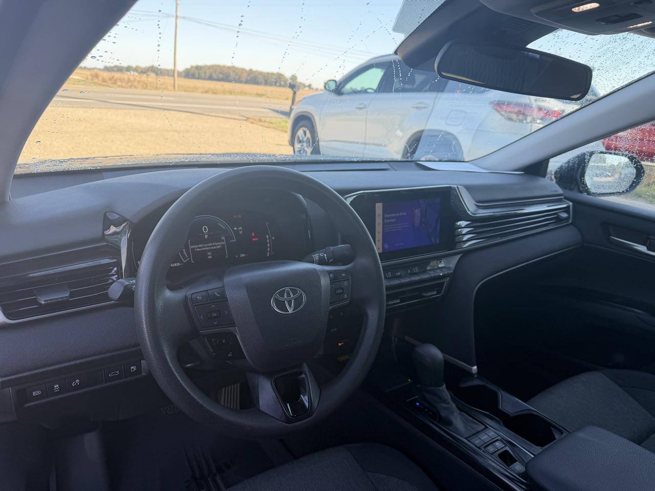 Toyota Camry Hybrid XLE 2025