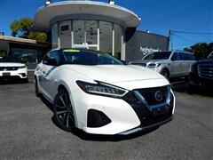 2022 Nissan Maxima  2022 Nissan Maxima