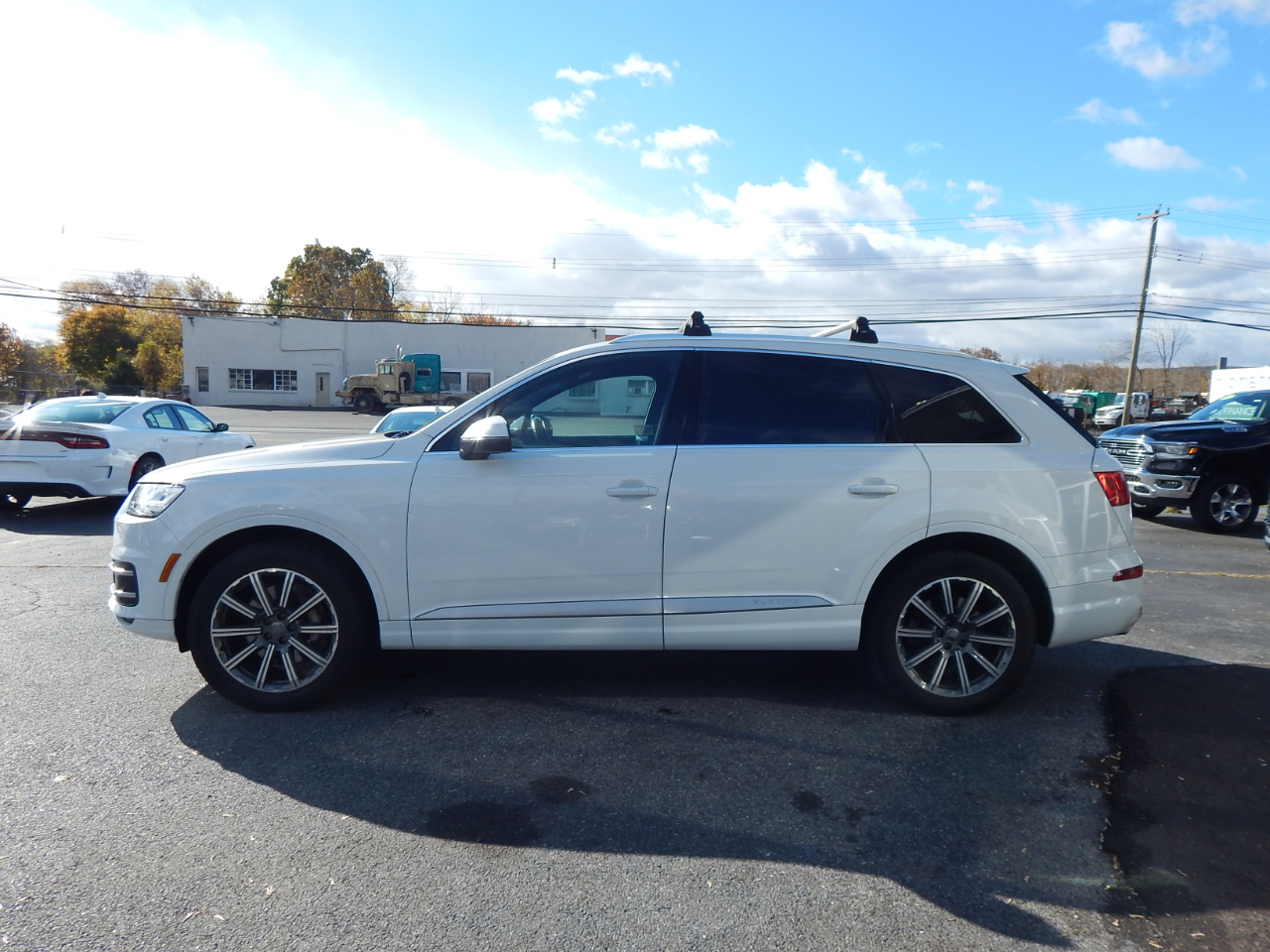 Audi Q7 SE Premium Plus 45 TFSI quattro 2019 Audi Q7 SE Premium Plus 45 TFSI quattro 2019