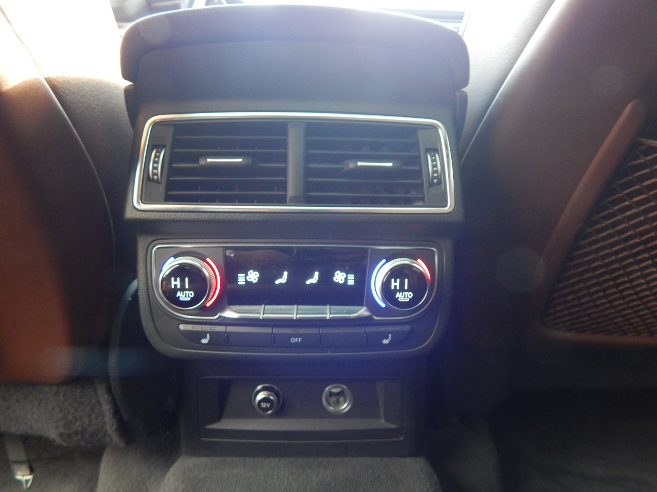 Audi Q7 SE Premium Plus 45 TFSI quattro 2019 Audi Q7 SE Premium Plus 45 TFSI quattro 2019