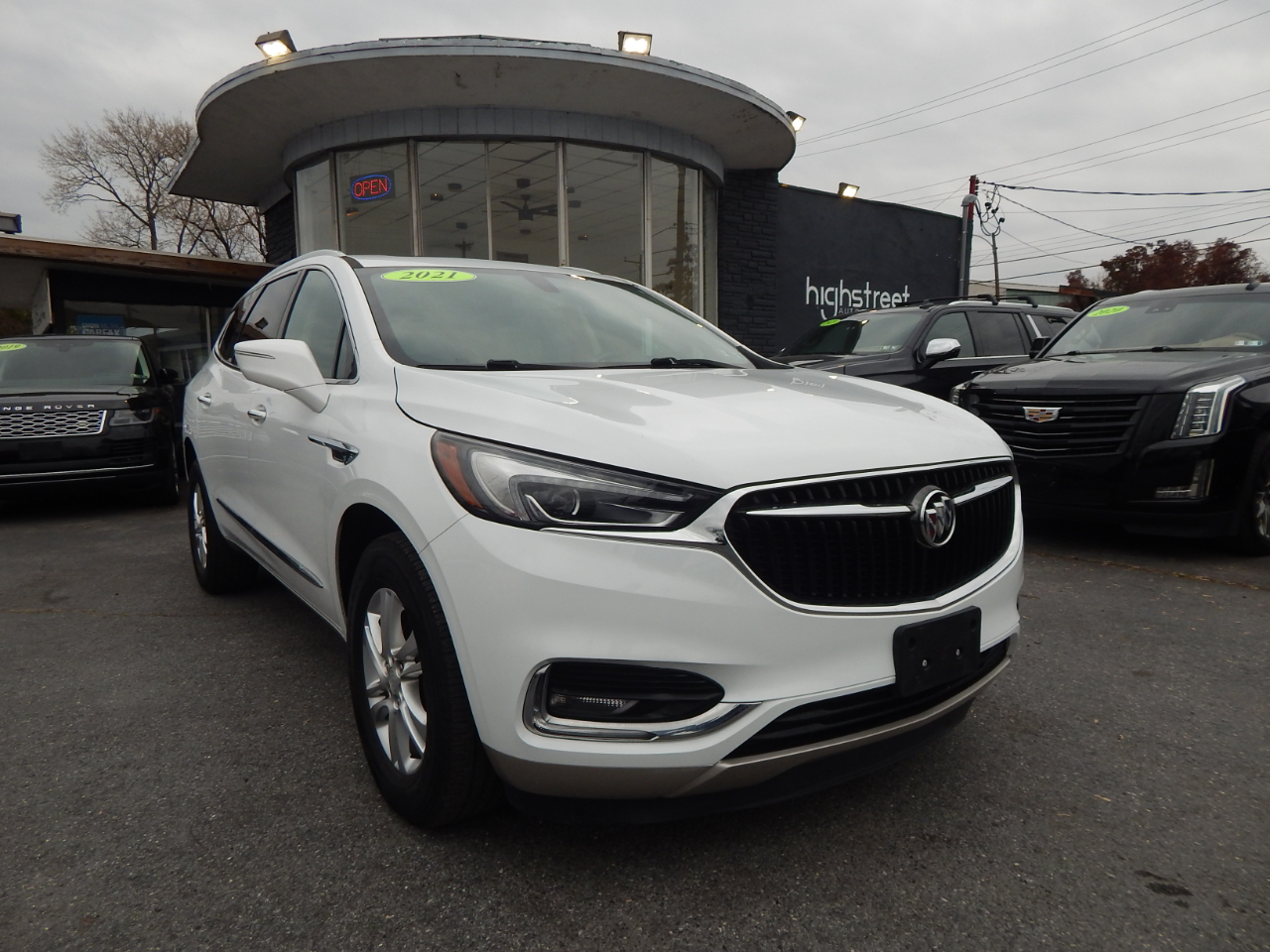 2021 Buick Enclave Essence photo 2