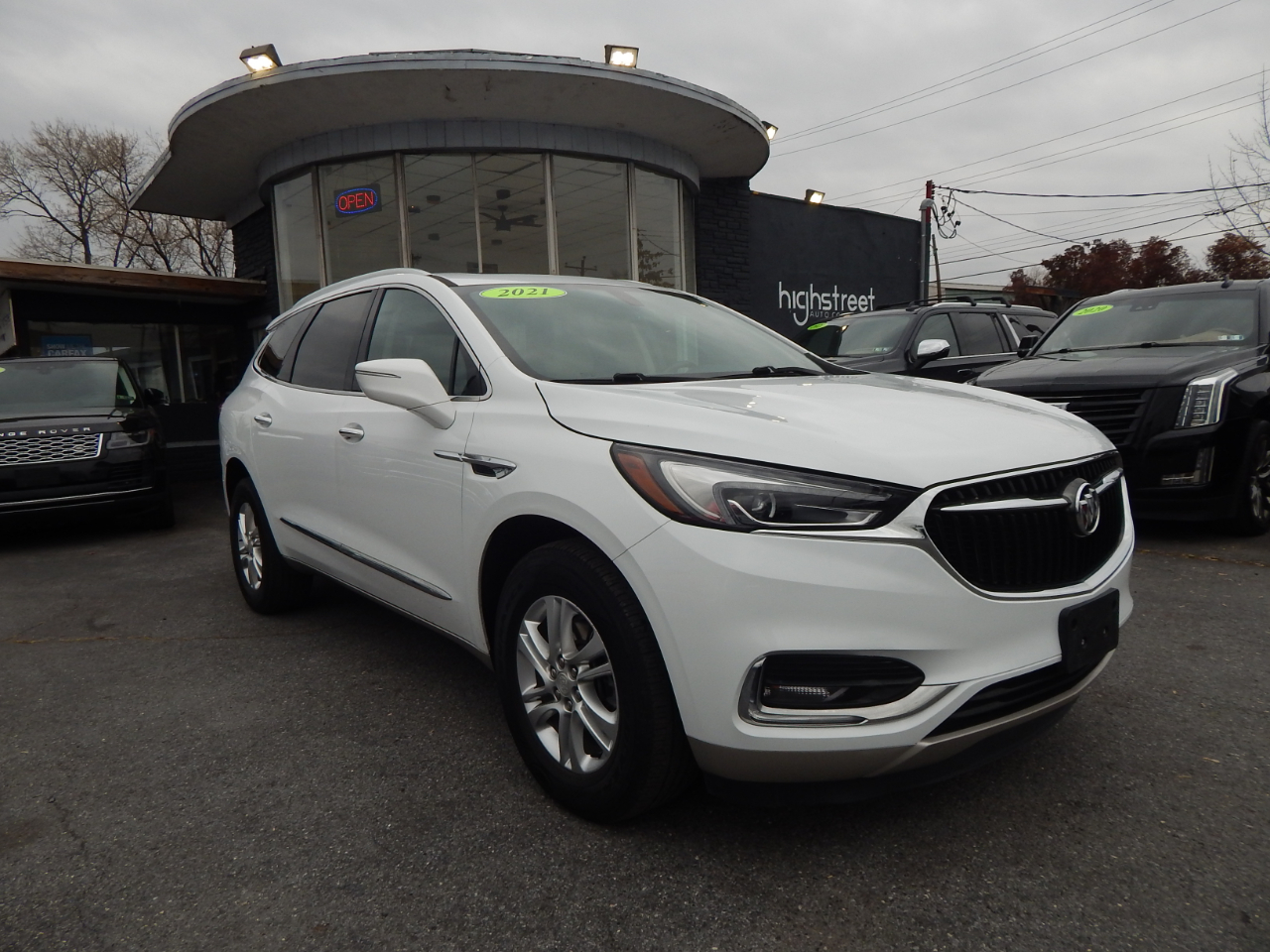 2021 Buick Enclave Essence photo 3