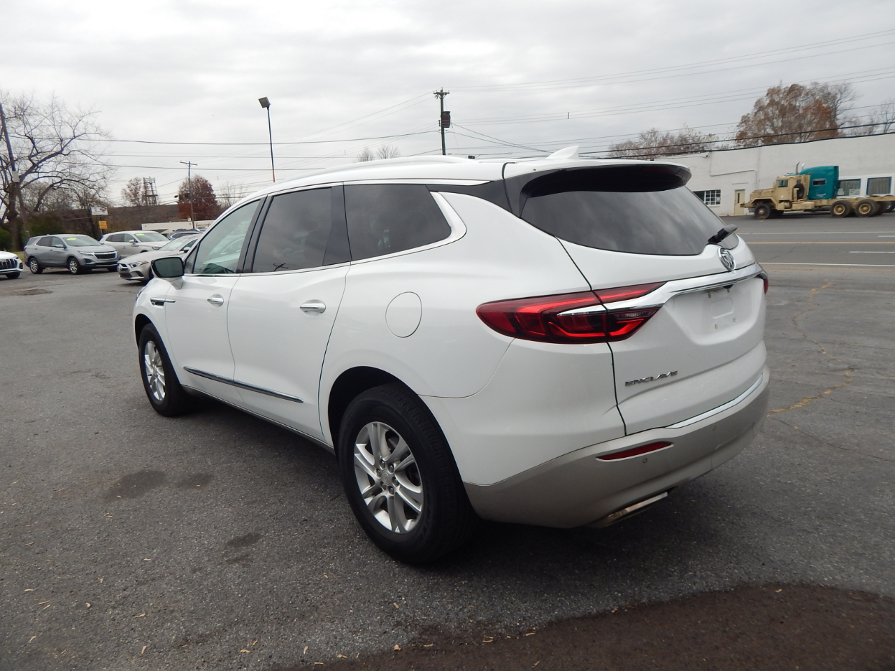 Buick Enclave Essence 2021