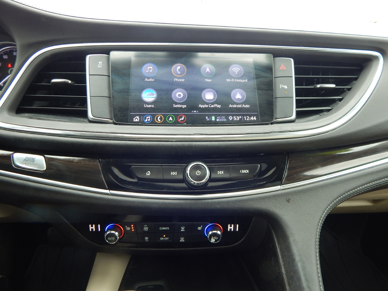 Buick Enclave Essence 2021