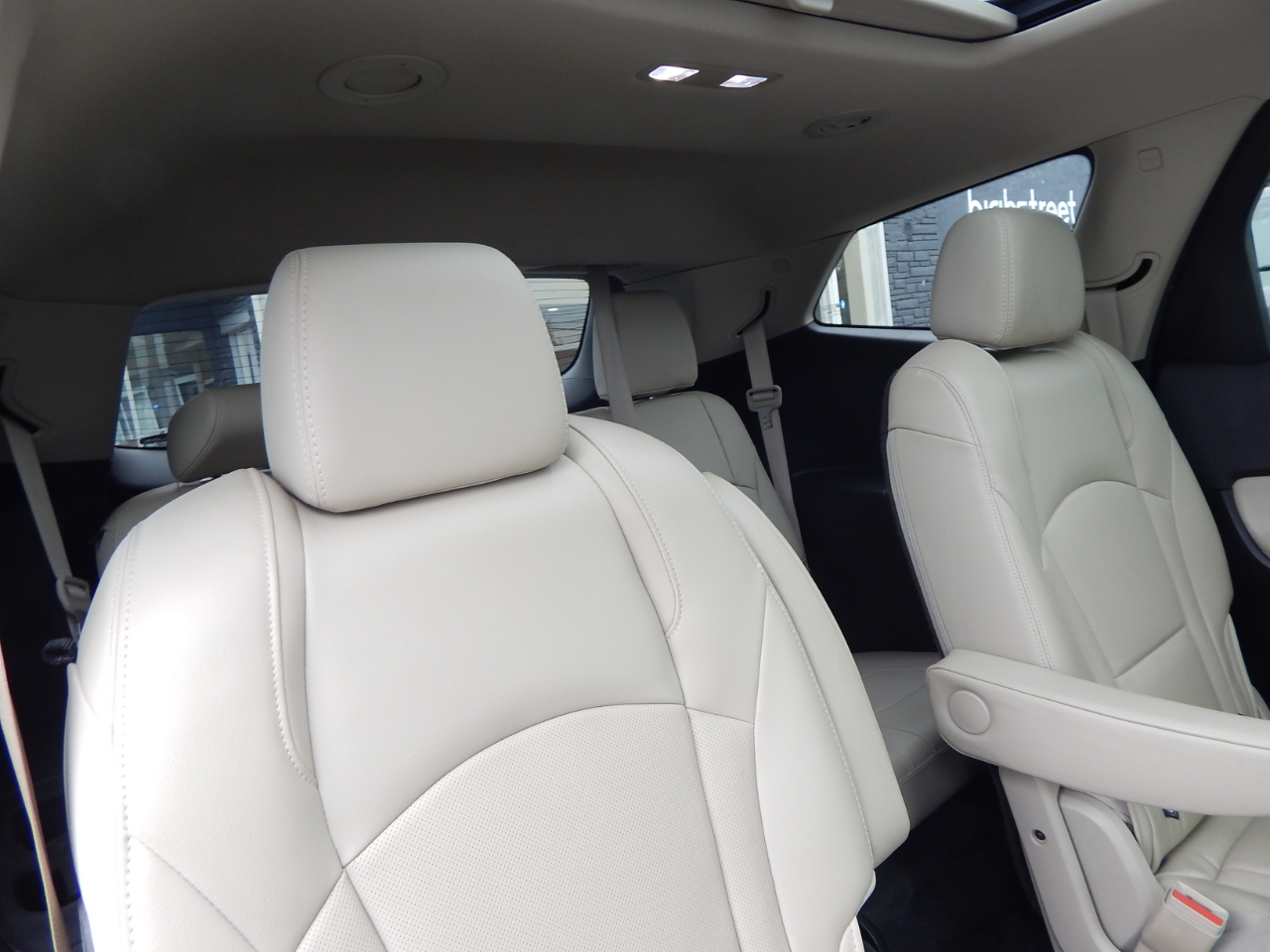 Buick Enclave Essence 2021