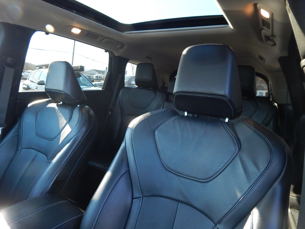 Infiniti QX60 LUXE AWD 2022