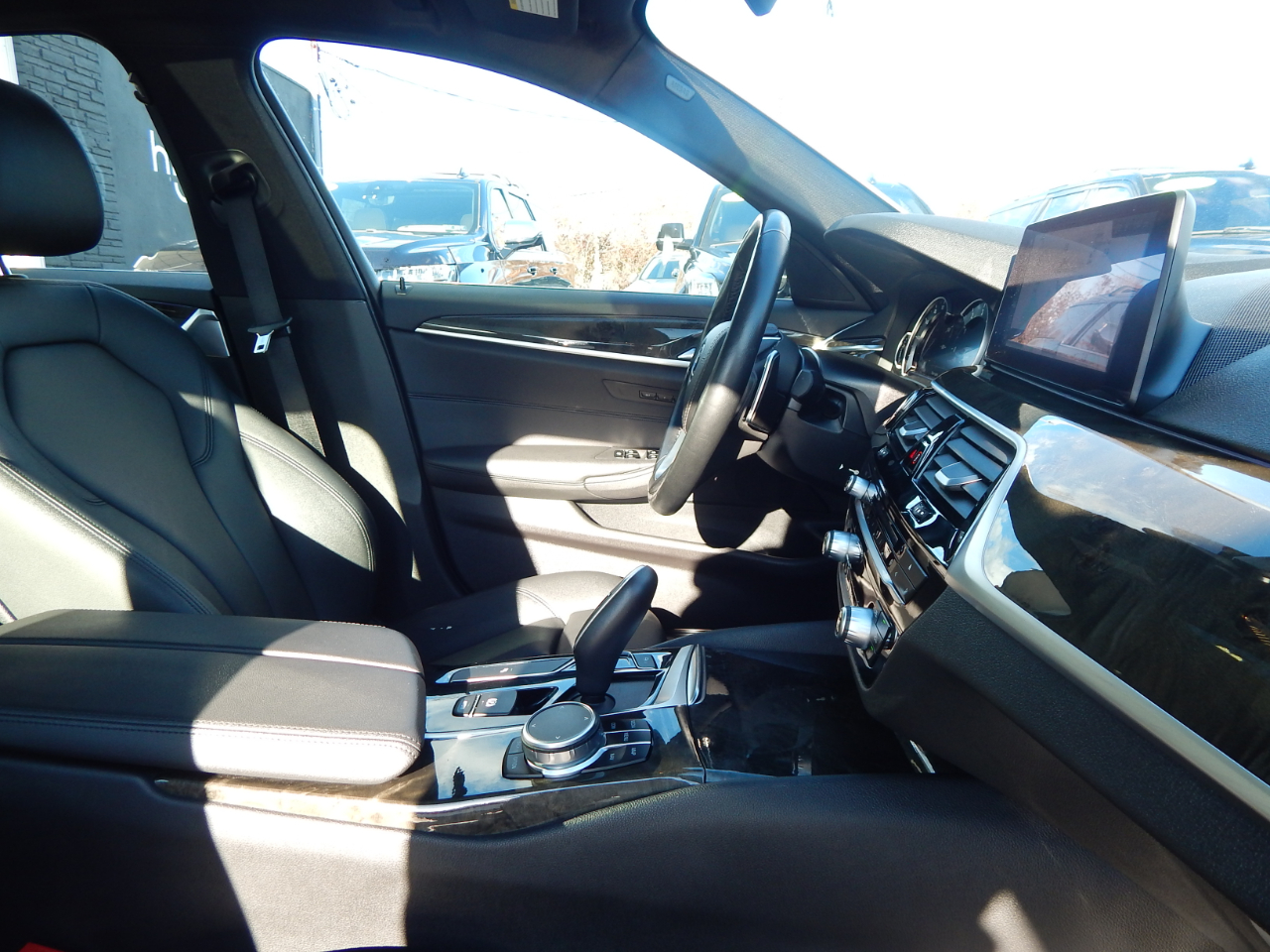 BMW 5 Series 530i xDrive Sedan 2019