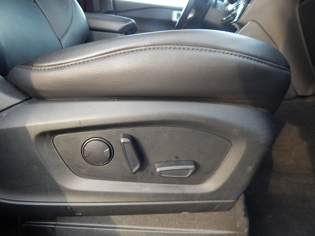 Ford Explorer Limited 4WD 2021