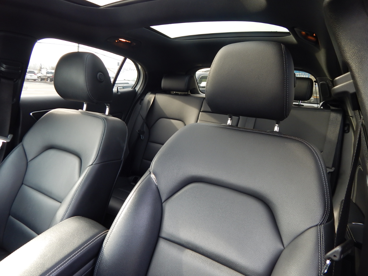 Mercedes-Benz GLA-Class 4MATIC 4dr GLA 250 2019