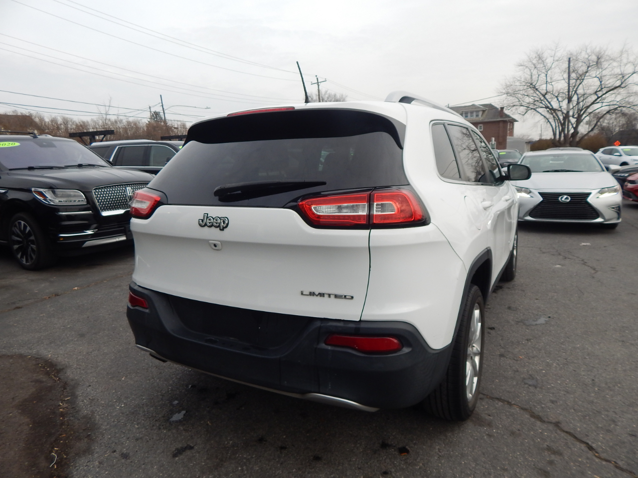 Jeep Cherokee Limited 4D SUV FWD 2017