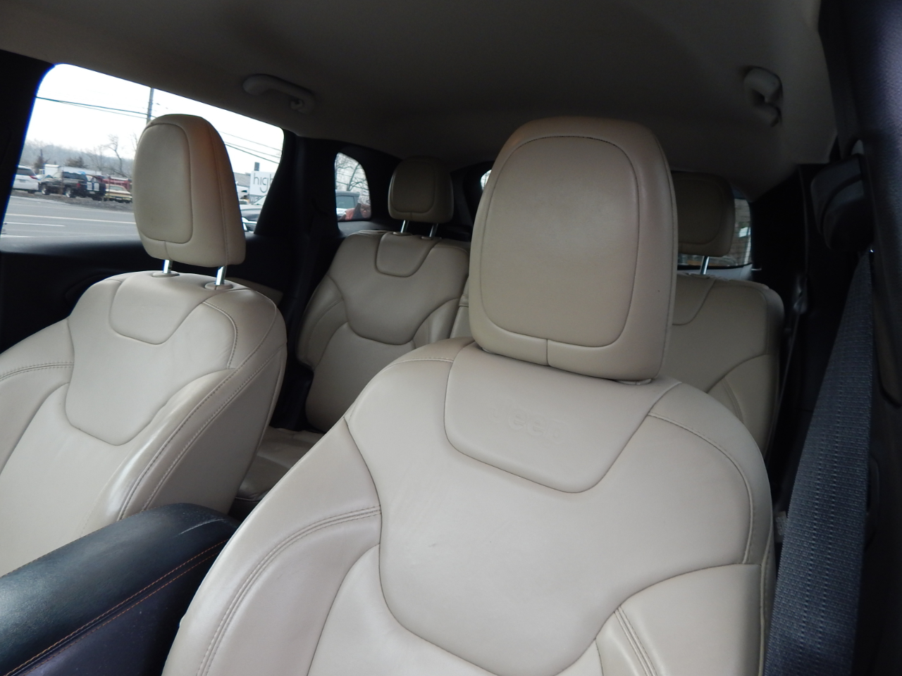 Jeep Cherokee Limited 4D SUV FWD 2017