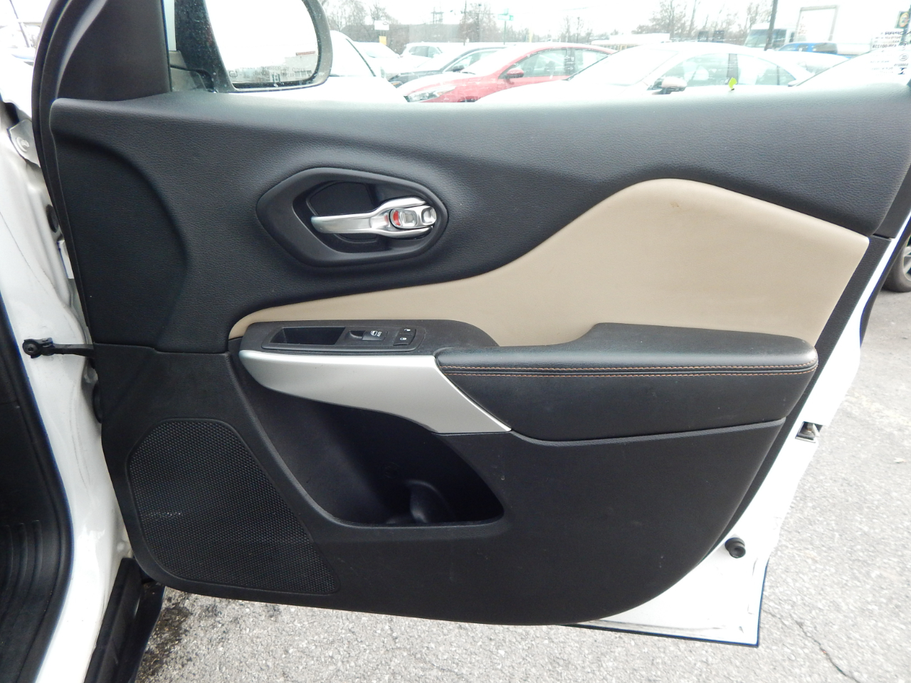 Jeep Cherokee Limited 4D SUV FWD 2017