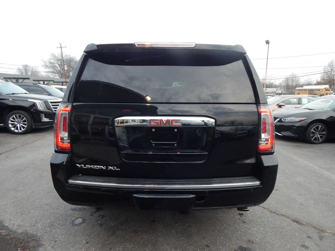 GMC Yukon XL Denali 4WD 2020
