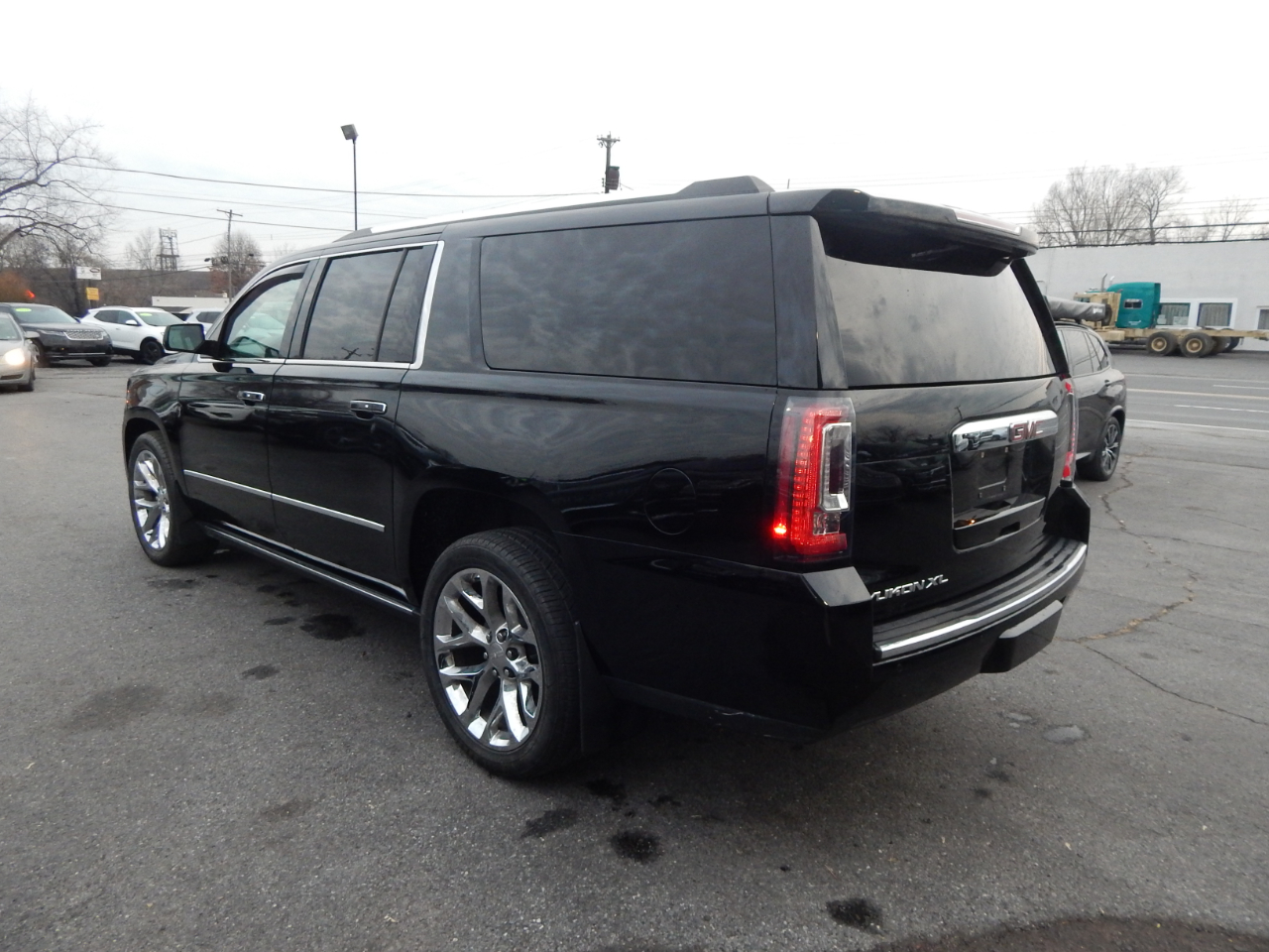 GMC Yukon XL Denali 4WD 2020