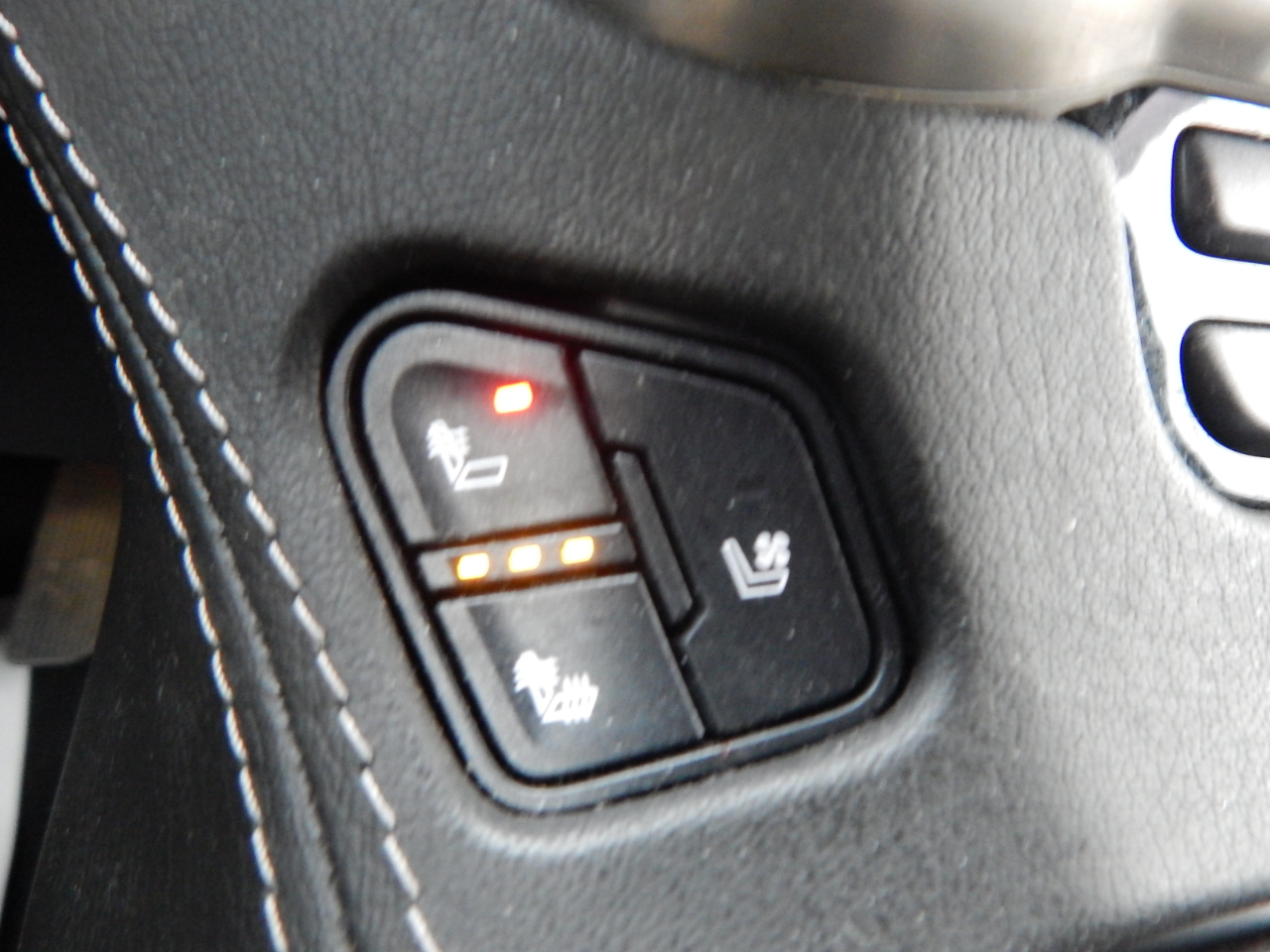 GMC Yukon XL Denali 4WD 2020