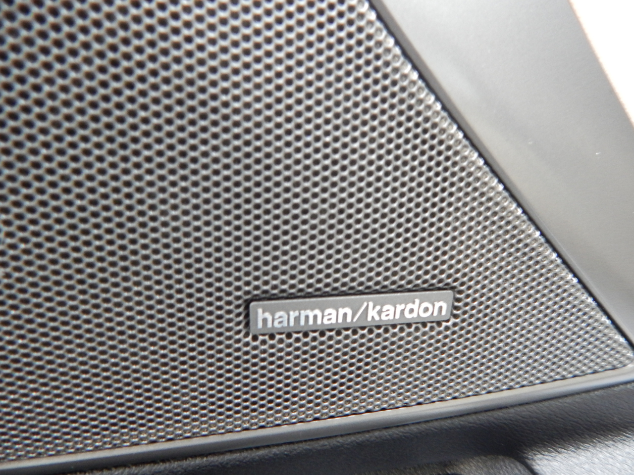 BMW 3 Series 330i xDrive Sedan 2019