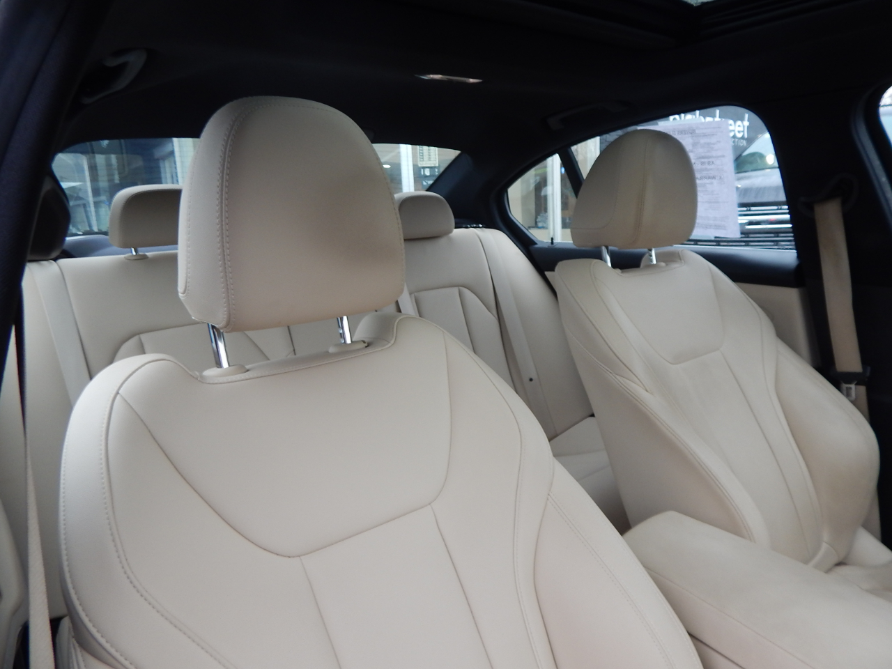 BMW 3 Series 330i xDrive Sedan 2019