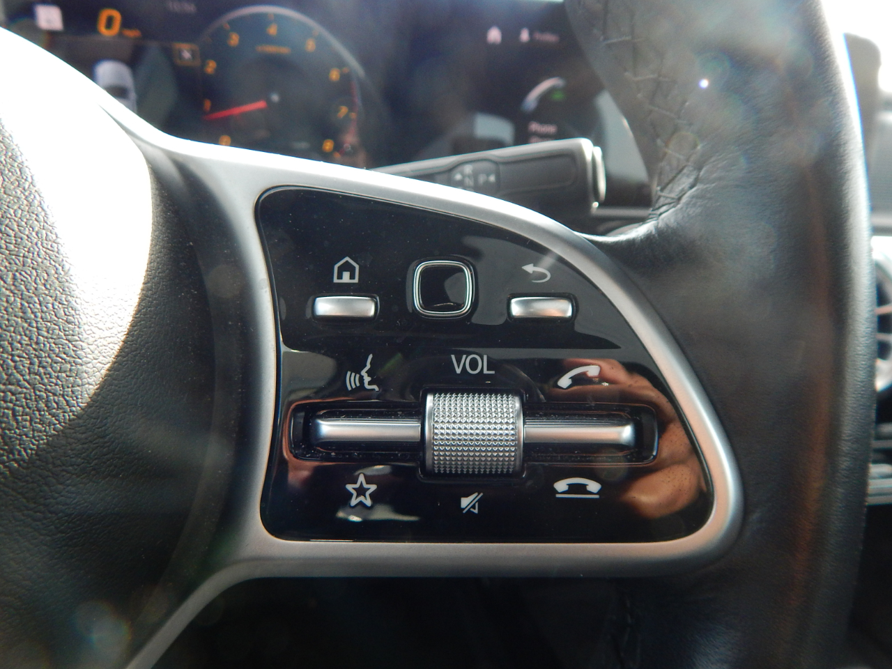 Mercedes-Benz A-Class A 220 4MATIC Sedan 2019