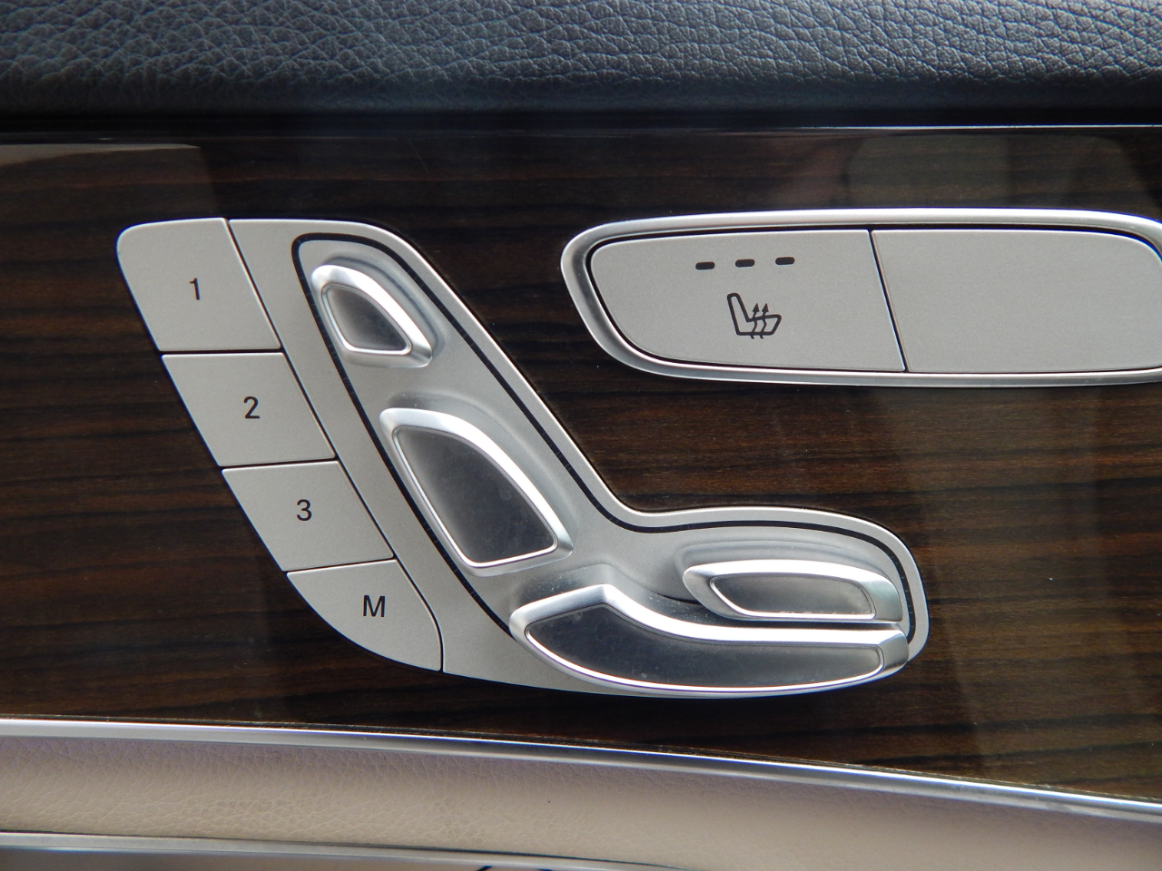 Mercedes-Benz C-Class C 300 4MATIC Sedan 2019