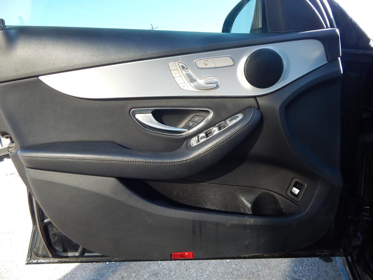 Mercedes-Benz C-Class 4dr Sdn C 300 4MATIC 2020