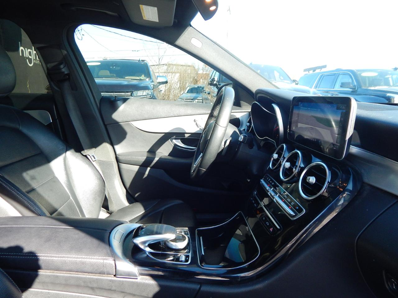 Mercedes-Benz C-Class 4dr Sdn C 300 4MATIC 2020