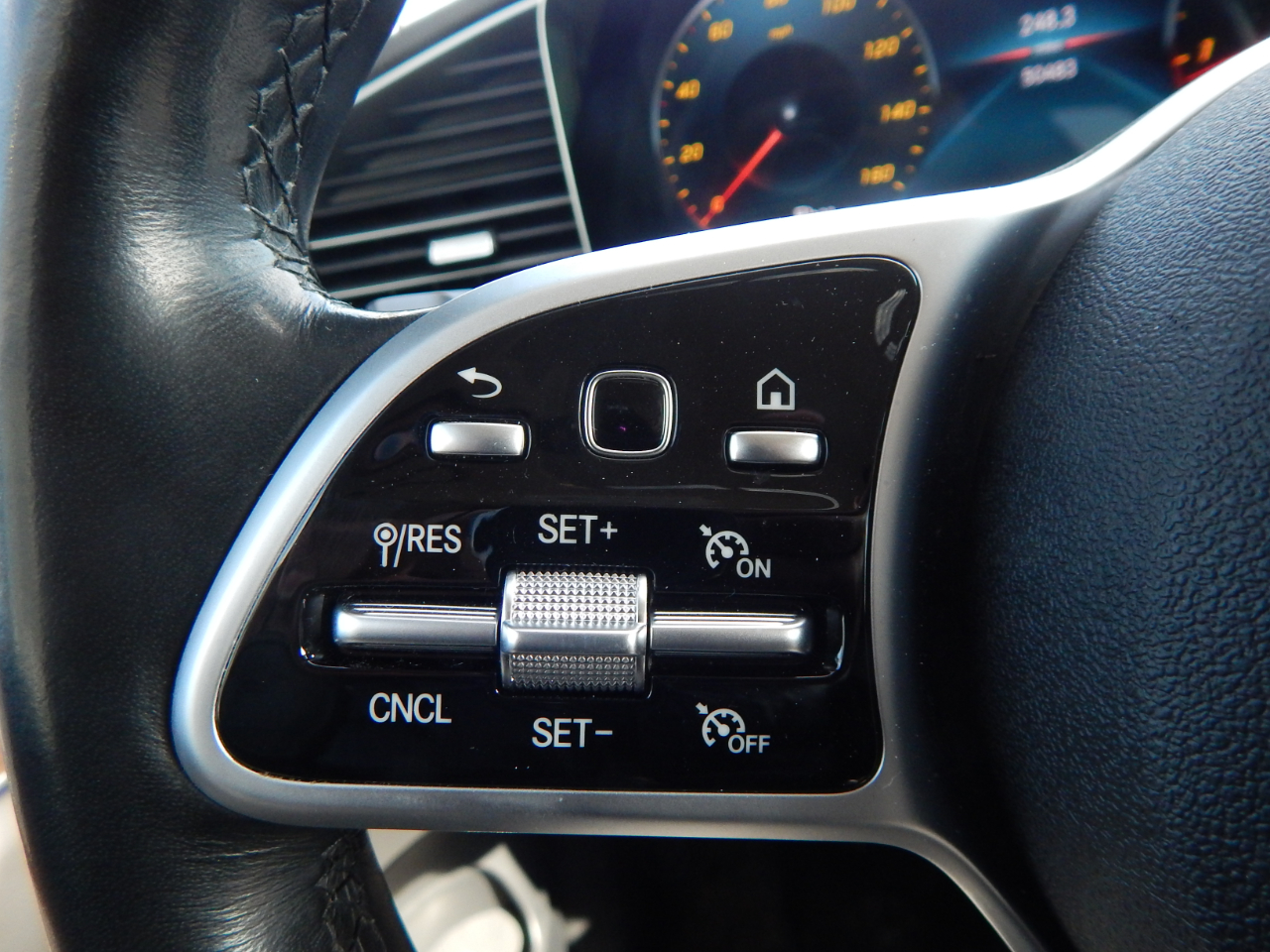 Mercedes-Benz GLE 4MATIC 4dr GLE 350 2021