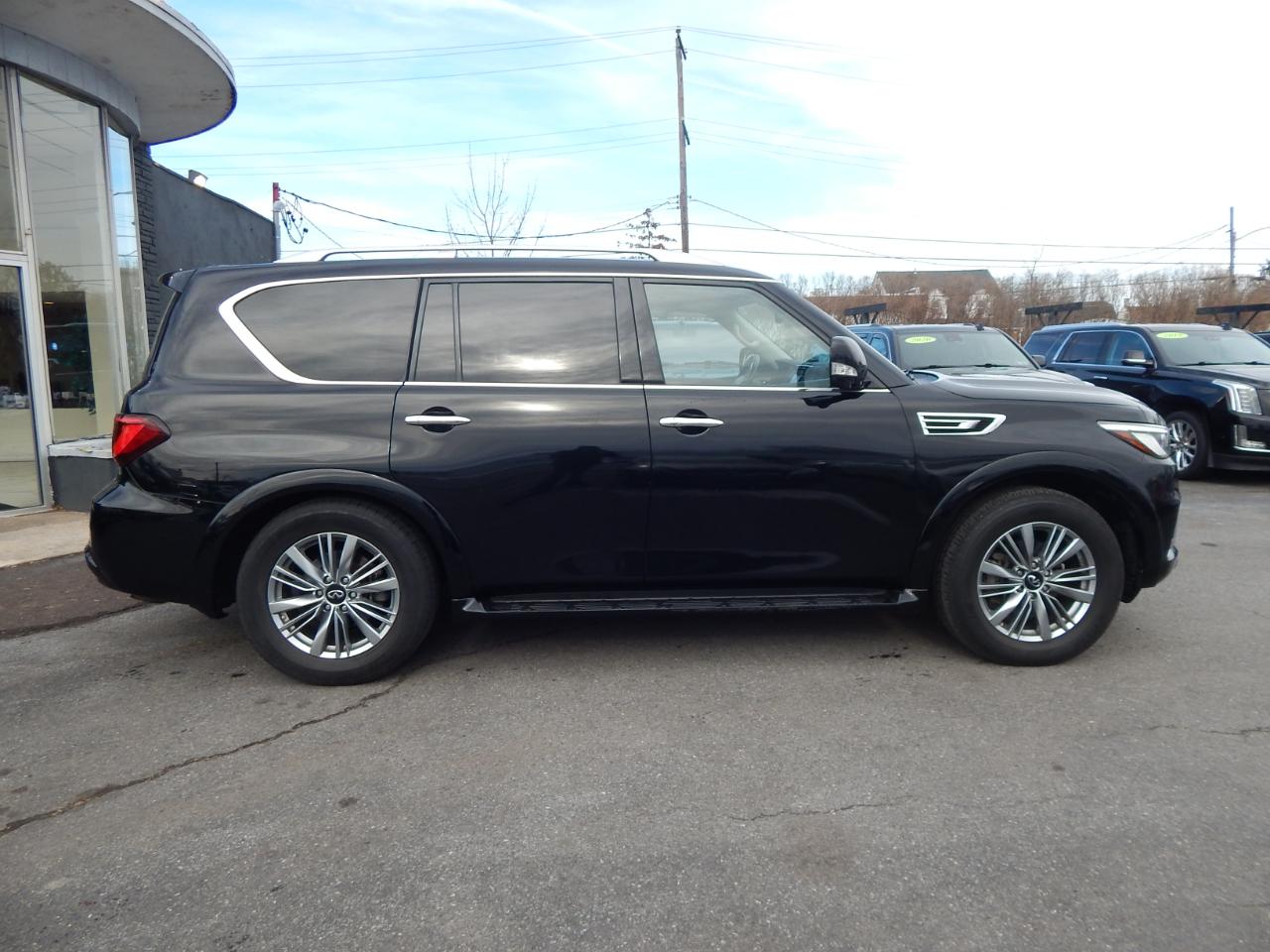 Infiniti QX80 Luxe 4D SUV AWD 2021