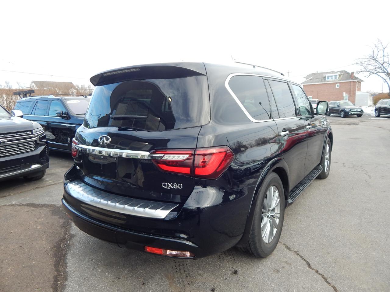 Infiniti QX80 Luxe 4D SUV AWD 2021