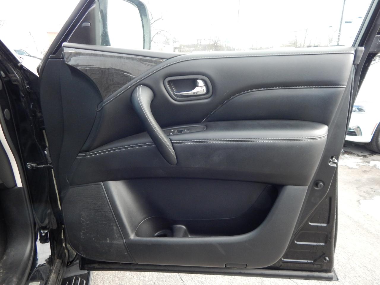 Infiniti QX80 Luxe 4D SUV AWD 2021