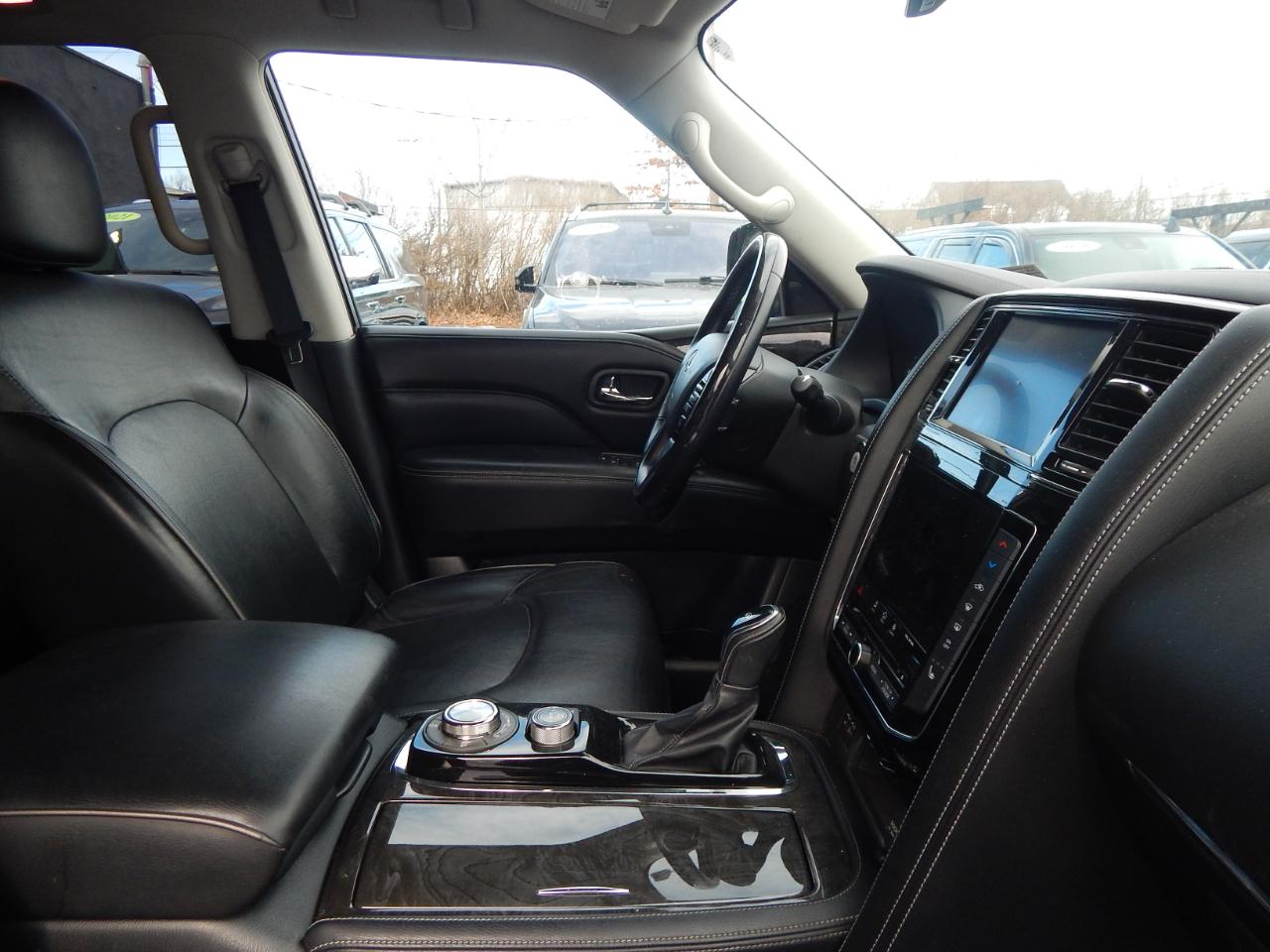 Infiniti QX80 Luxe 4D SUV AWD 2021