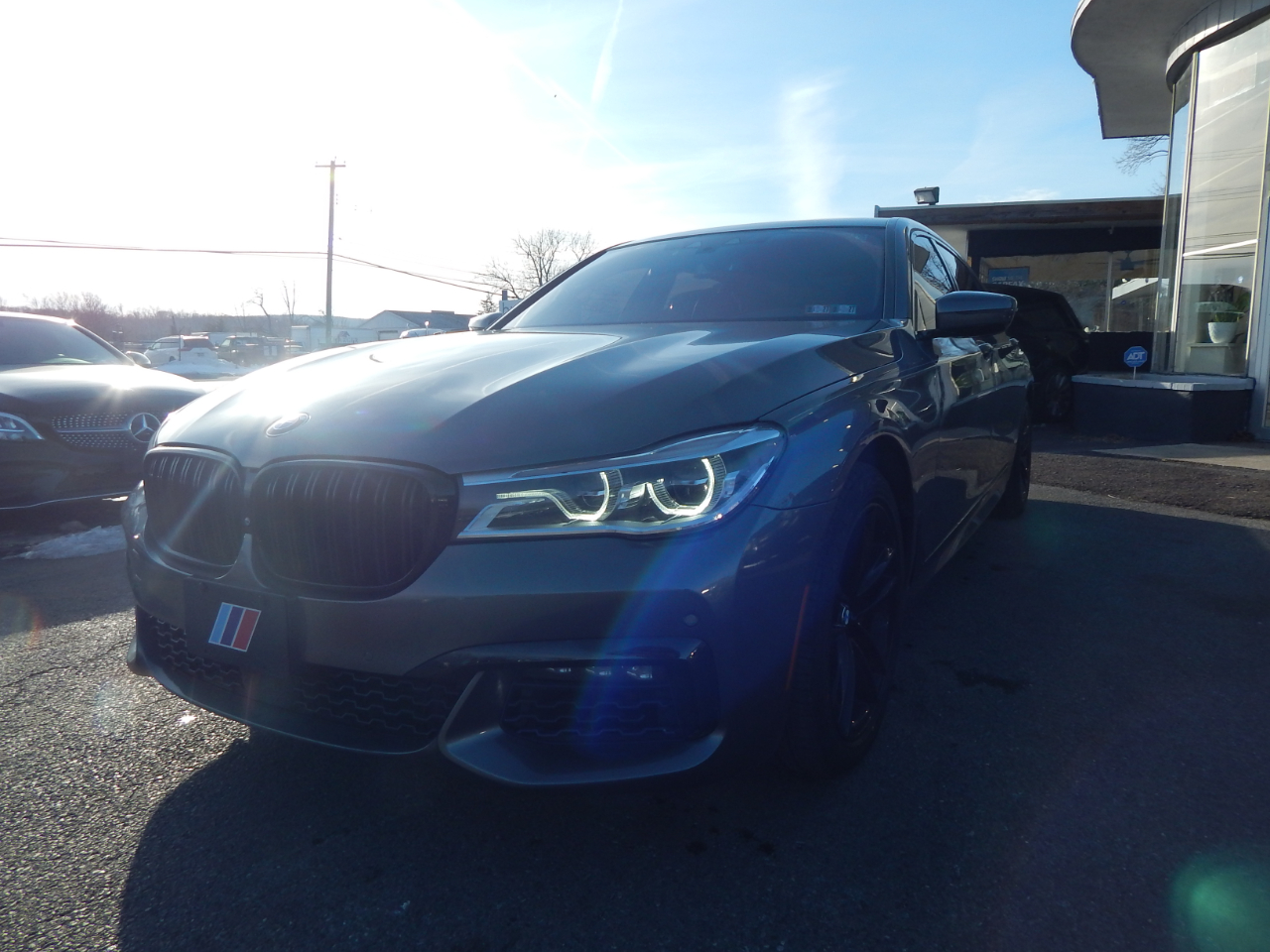 BMW 7 Series 4dr Sdn 750i xDrive AWD 2017